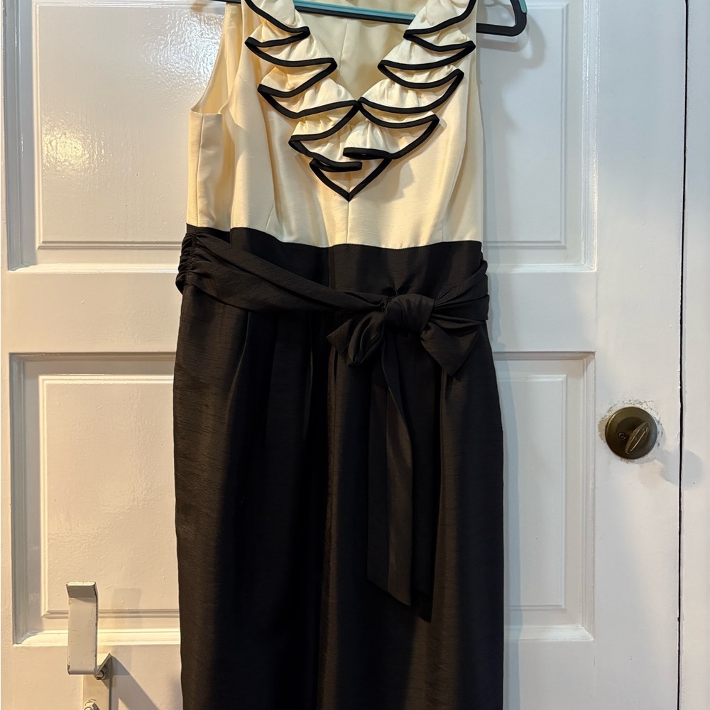 Evan Picone Black and Cream Midi Dress